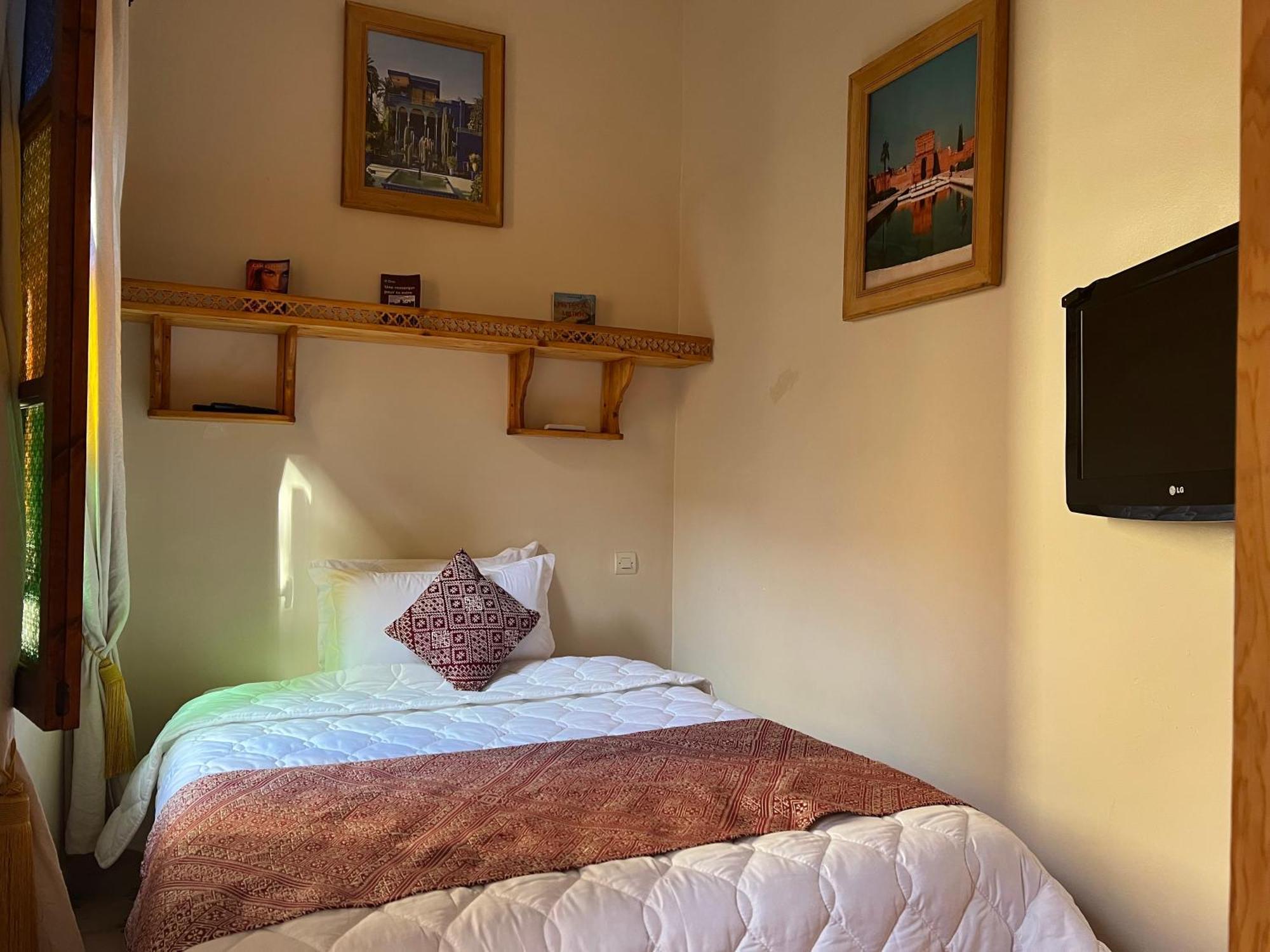 Double Room,1544840734:JPEG